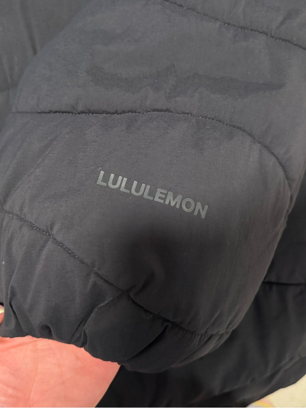 Lululemon- Wave Quilted Insulated Jacket - Picture 5 of 9